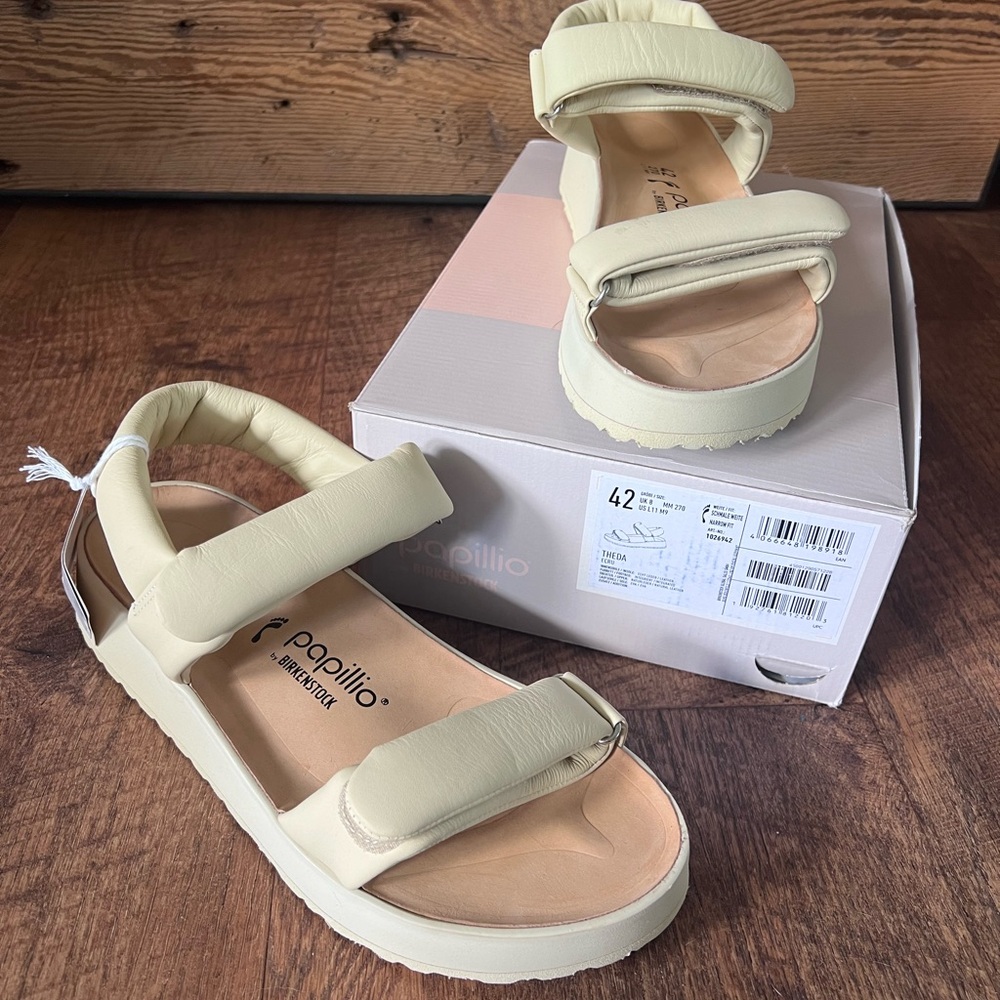 Papillon Theda Sandle size EU 42 Ecru